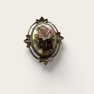 Sarah Coventry Victorian Blossom Rose Filigree cameo pendant brooch regency